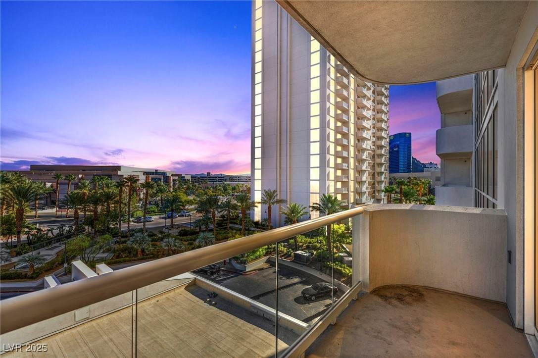 135 Harmon Avenue - Photo 1