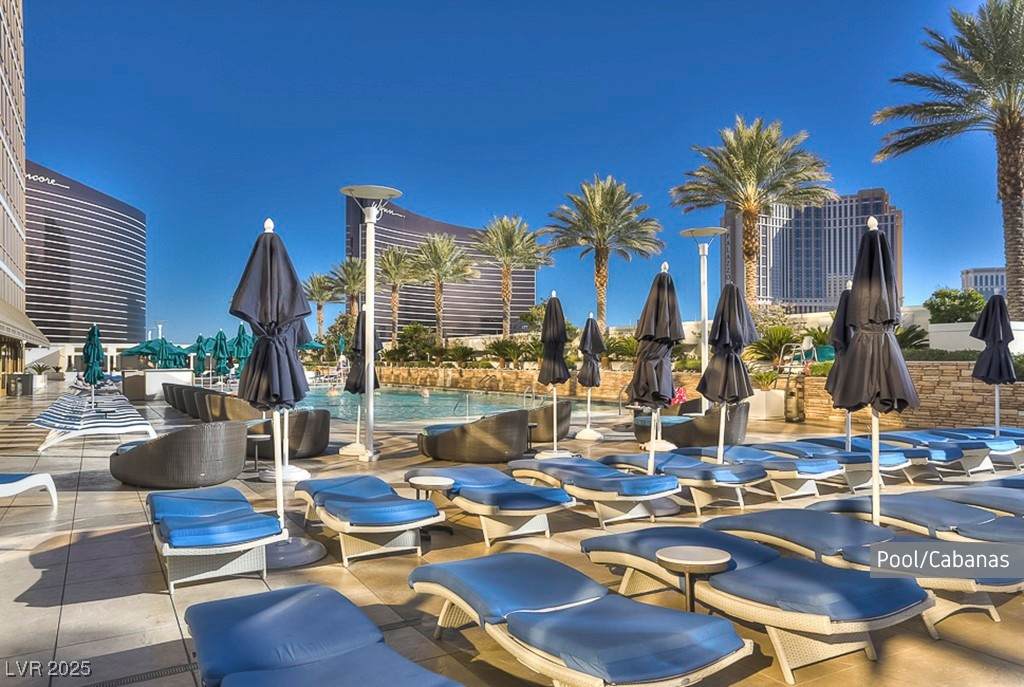 2000 Fashion Show Drive - Photo 1