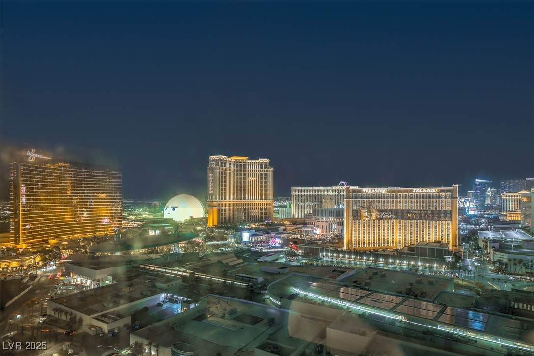https://bt-photos.global.ssl.fastly.net/vegas/orig_boomver_2_2705813-2.jpg
