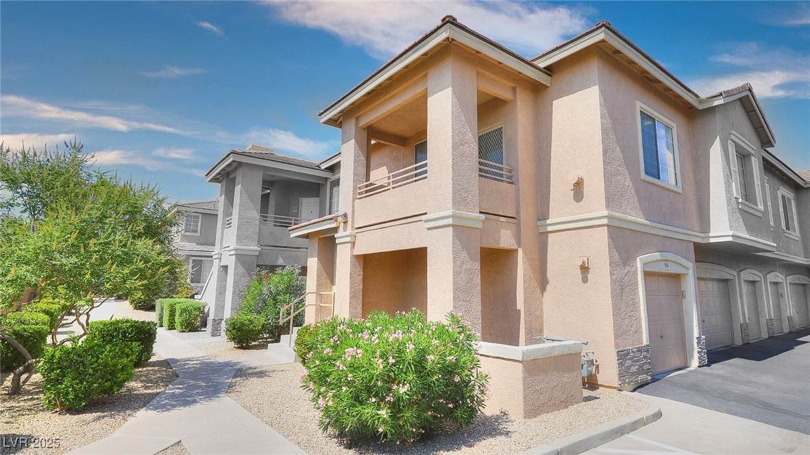 9901 Trailwood Drive - Photo 1