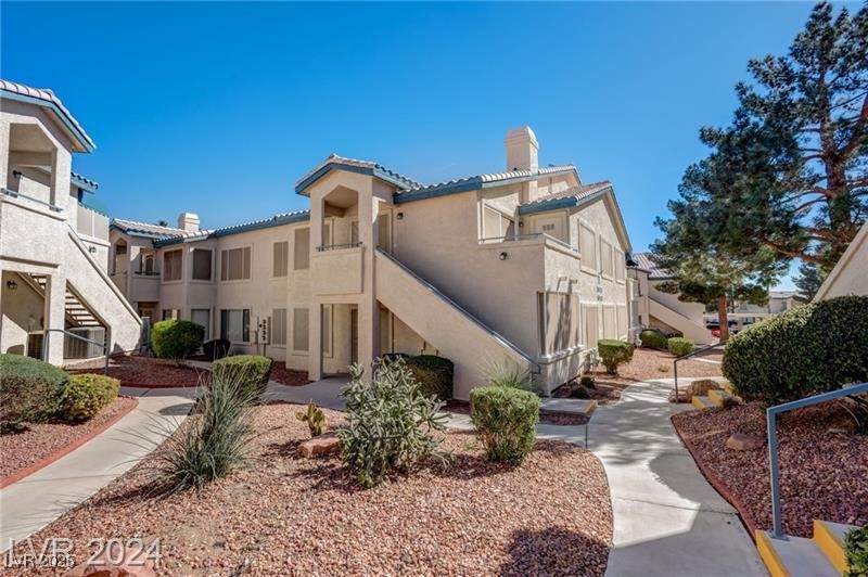 3425 Russell Road - Photo 1