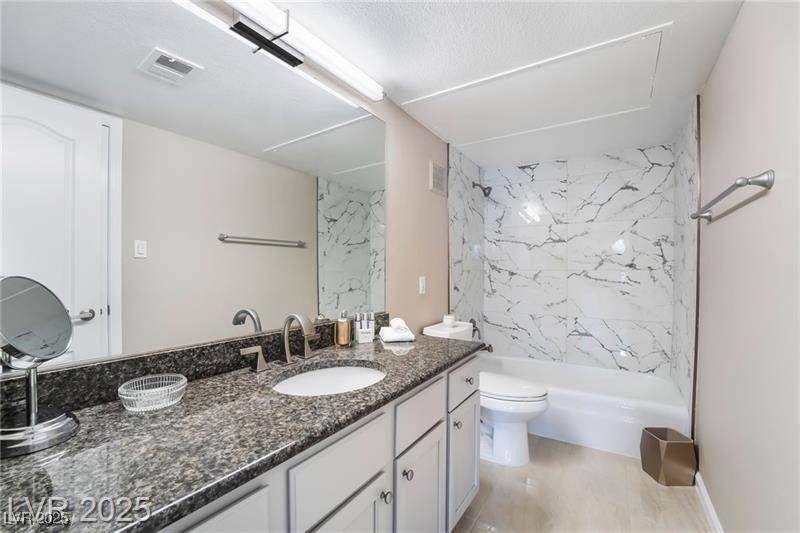 778 Oakmont Avenue - Photo 1