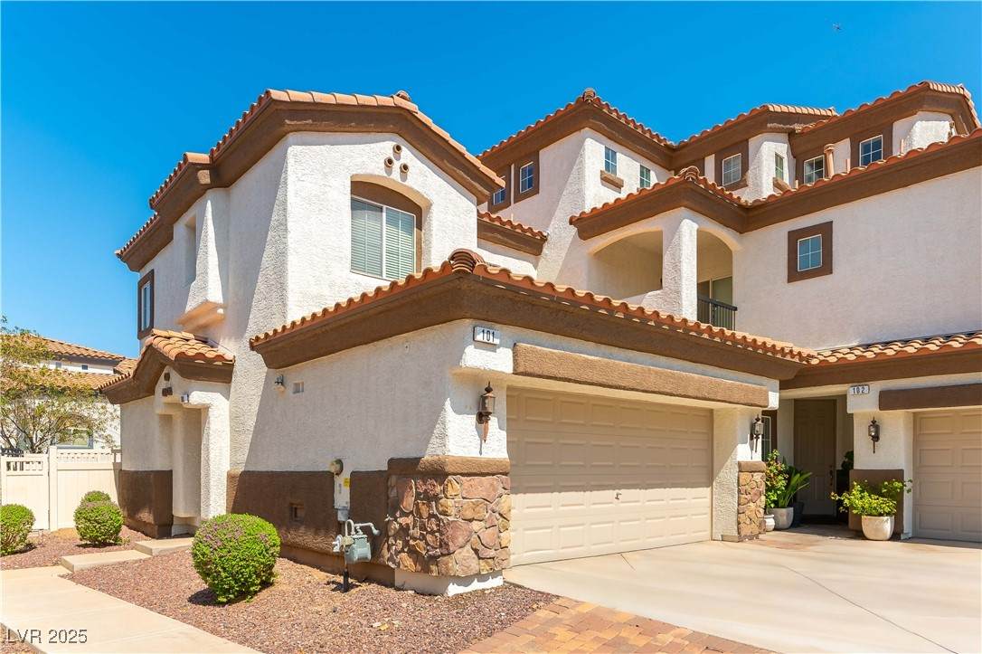 1109 Tropical Star Lane - Photo 1