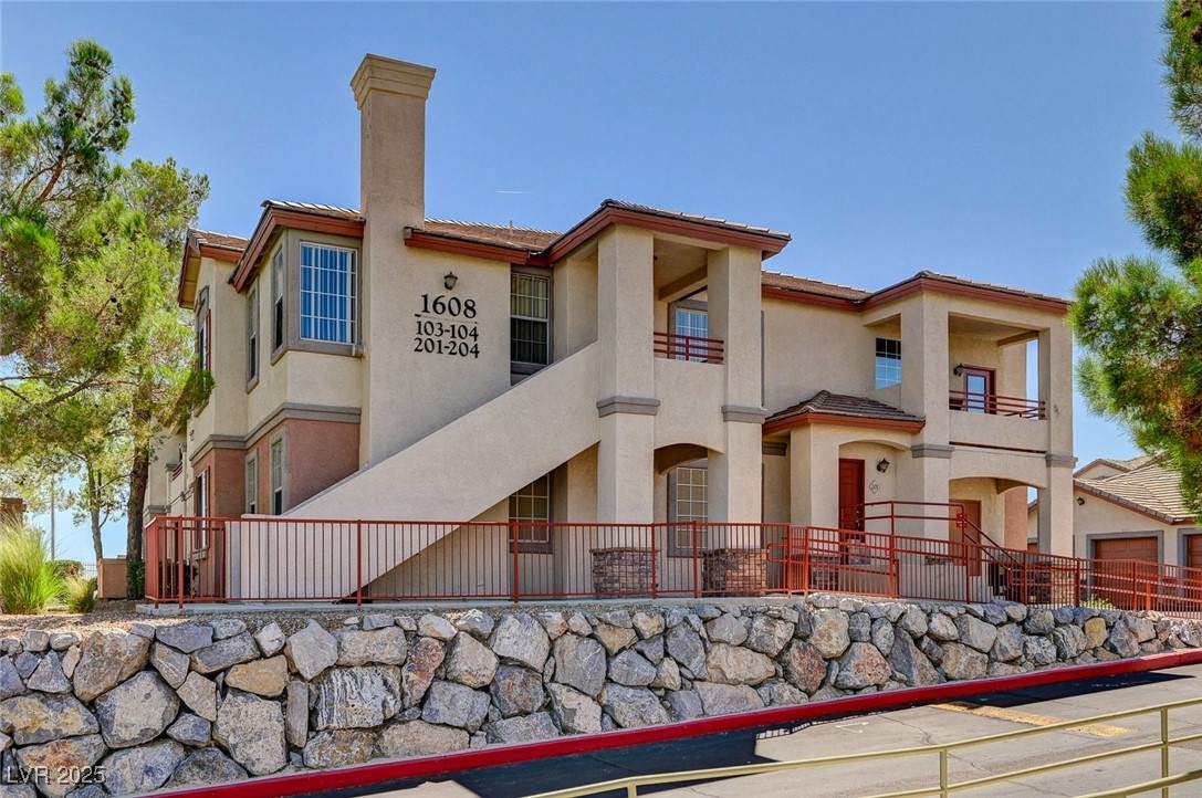 1608 Sussex Street - Photo 1