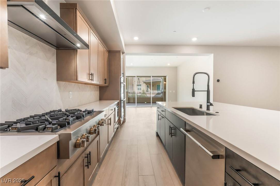 9132 Las Manaitas Avenue - Photo 1