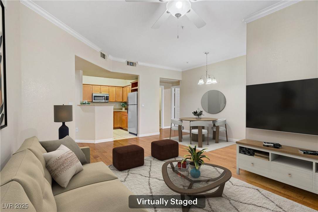 4400 Jones Boulevard - Photo 1