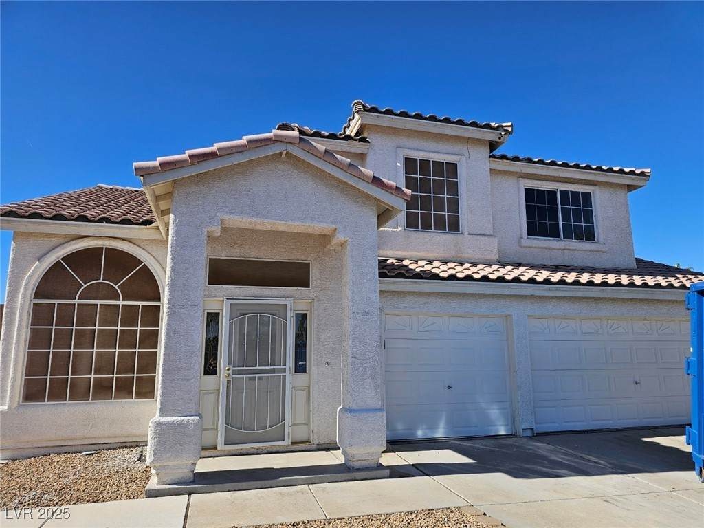 104 Appian Way - Photo 1