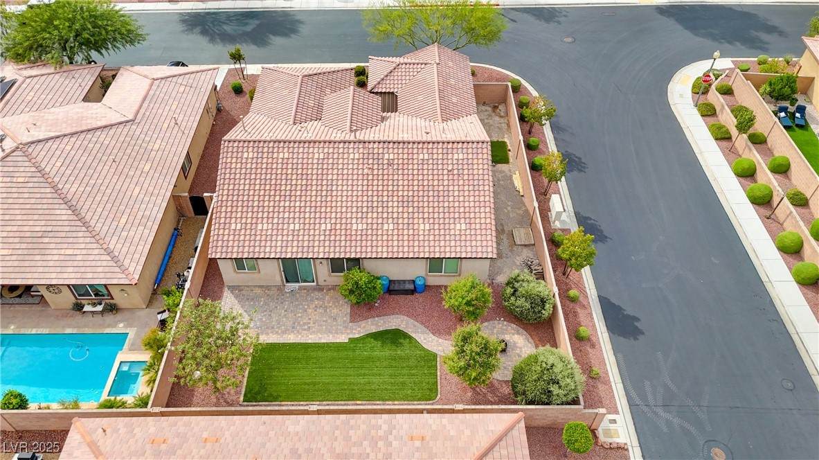 6814 Willowcroft Street - Photo 1