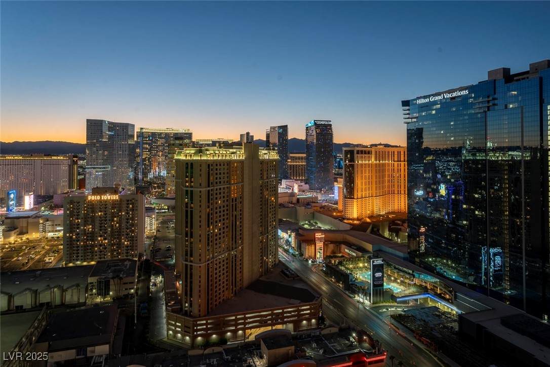 135 Harmon Avenue - Photo 1