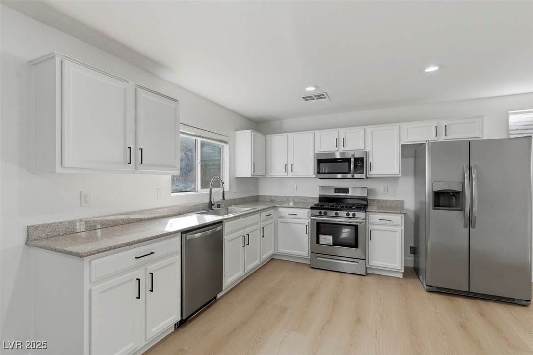 5275 Starter Avenue - Photo 1