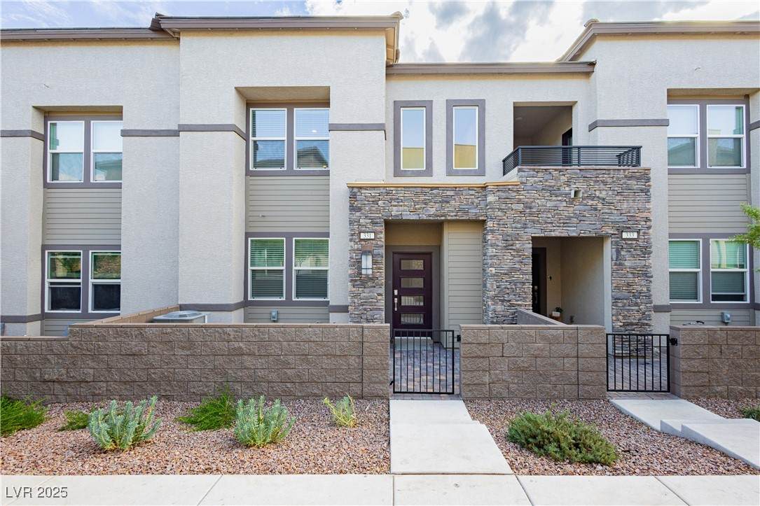 331 Laurel Peak Drive - Photo 1