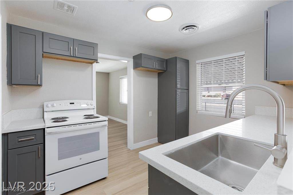 1300 Nelson Avenue - Photo 1