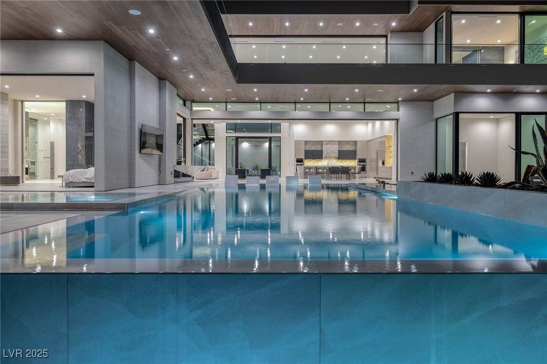 19 Boulderback Drive - Photo 1