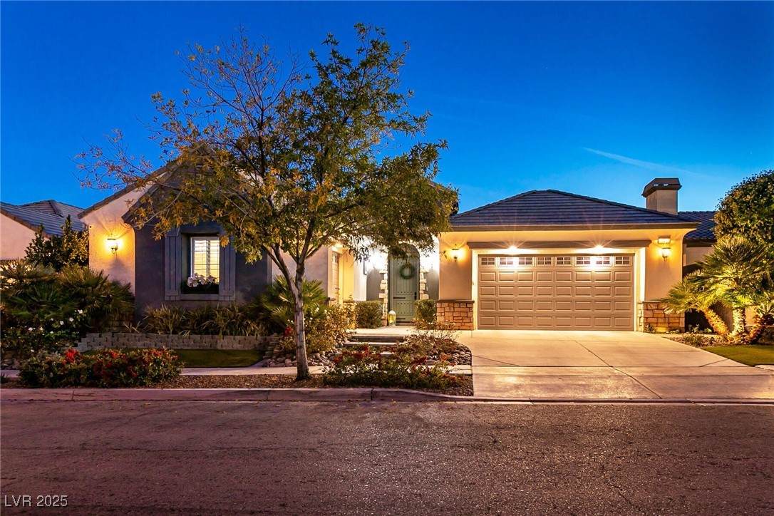 10413 Burensburg Avenue - Photo 1