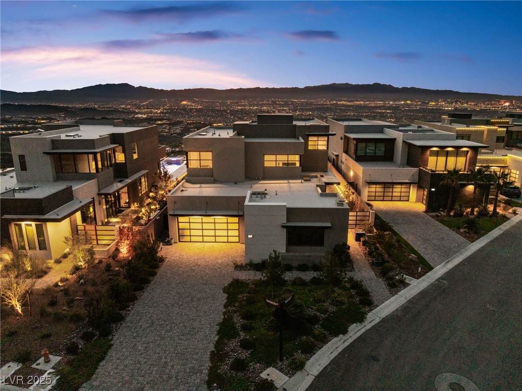 569 Overlook Rim Drive - Photo 1