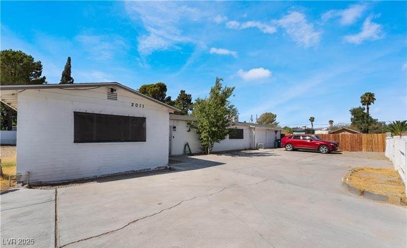 2011 Mills Circle - Photo 1