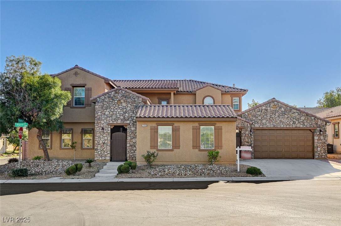 2755 Asgard Avenue - Photo 1