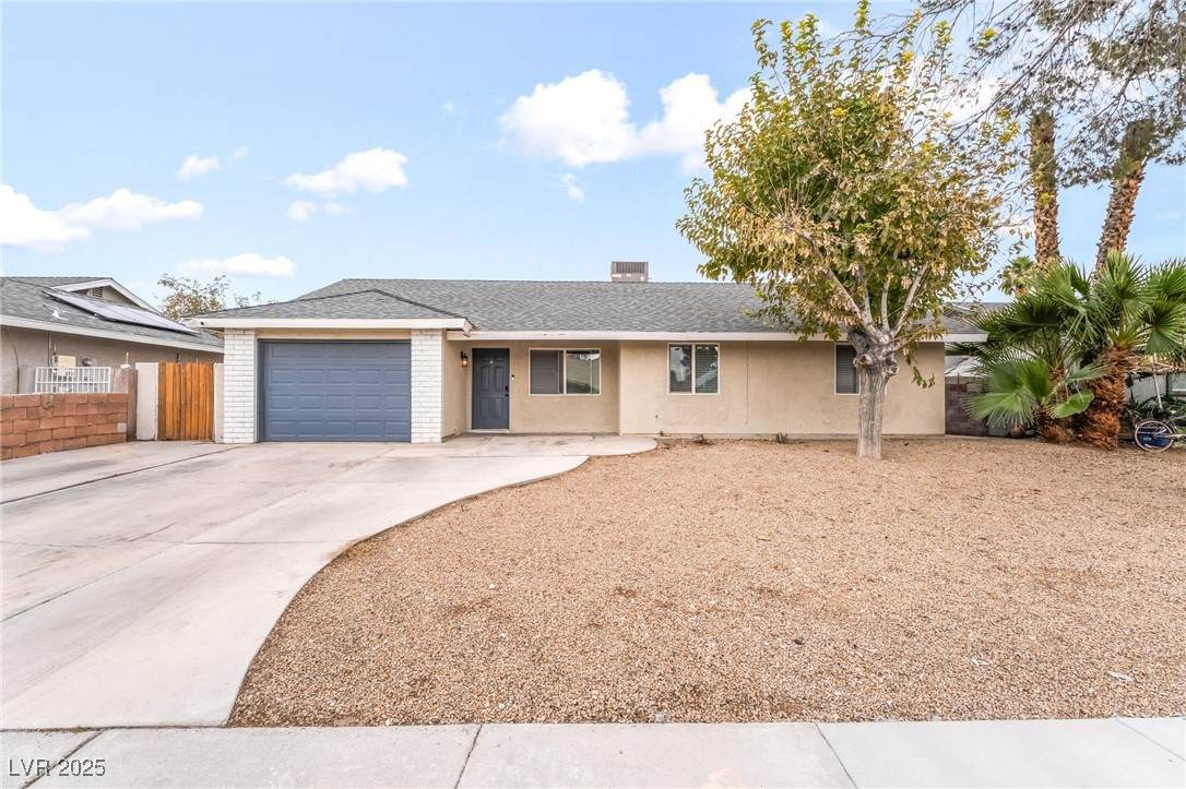 125 Hillsway Drive - Photo 1