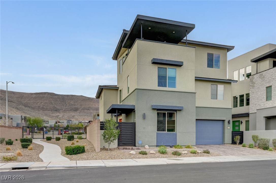 6289 Redstone Hills Drive - Photo 1