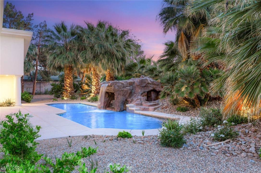 7185 Ranchito Circle - Photo 1