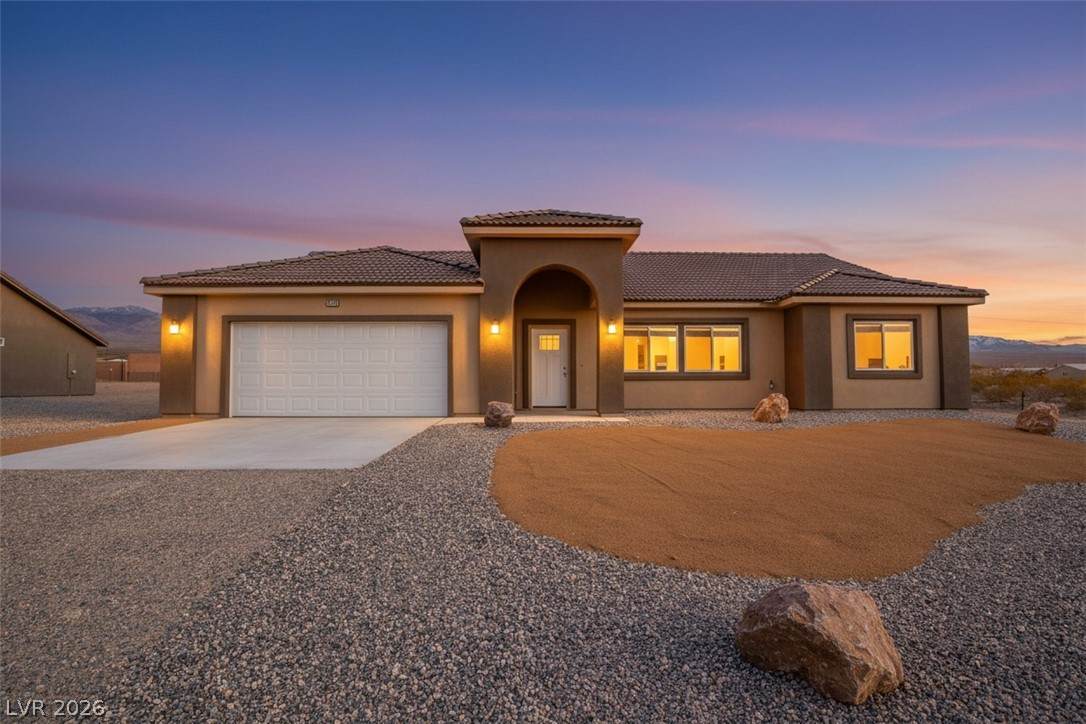 5821 Genoa Avenue - Photo 1