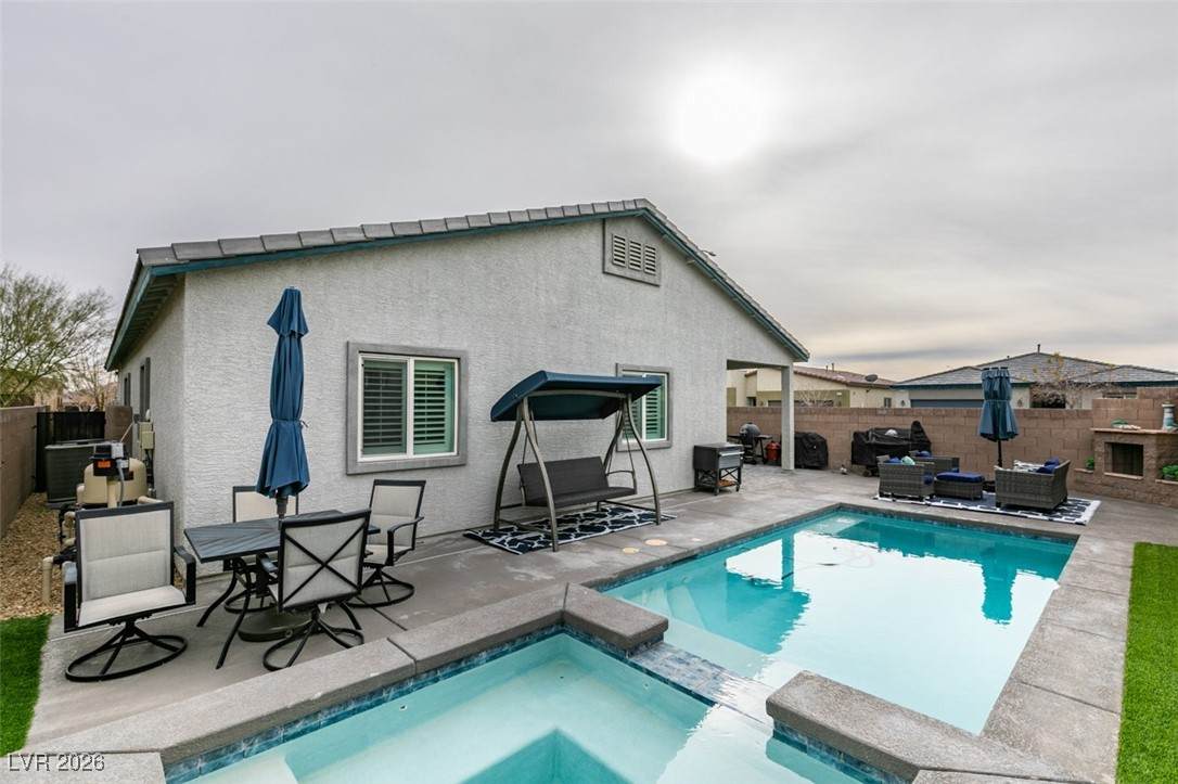 7911 Silky Court - Photo 1