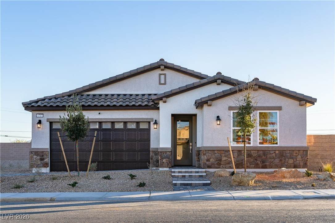 4027 Blooming Orange Avenue - Photo 1