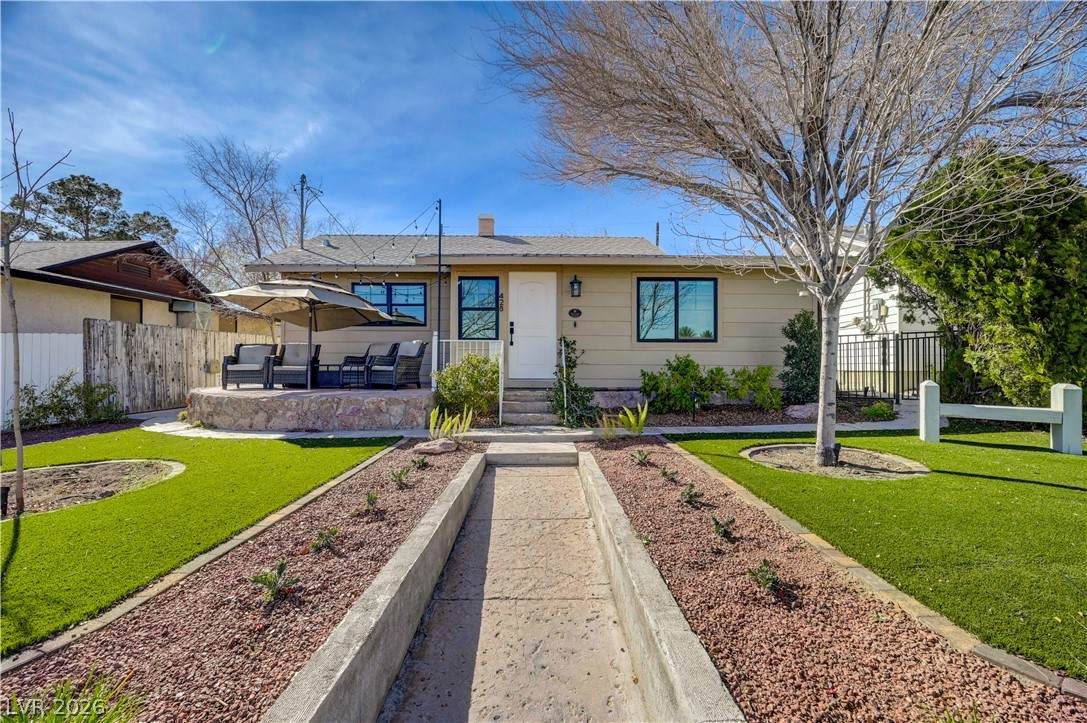 428 Avenue B - Photo 1