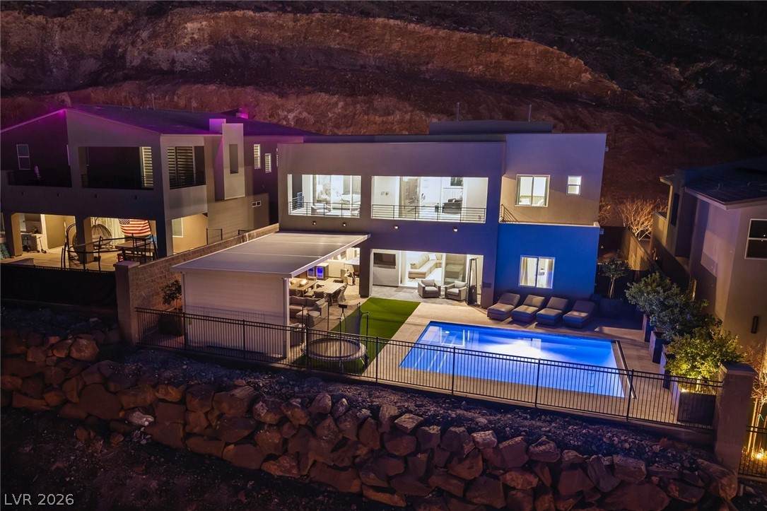 302 Watteau Court - Photo 1