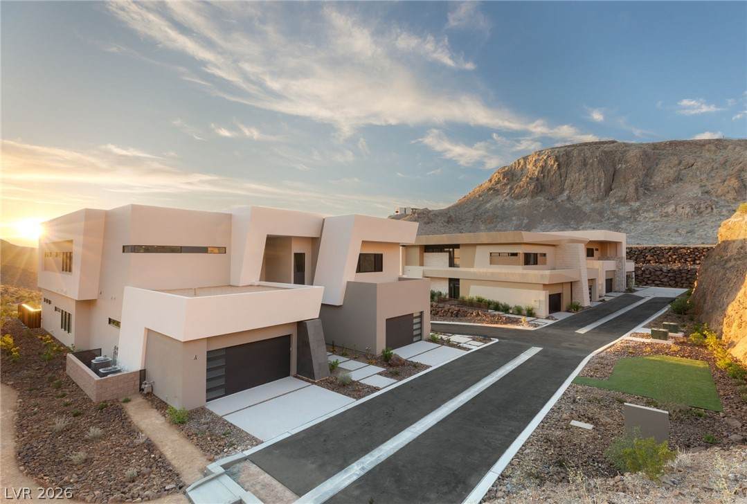 4 Harlow View Court - Photo 1