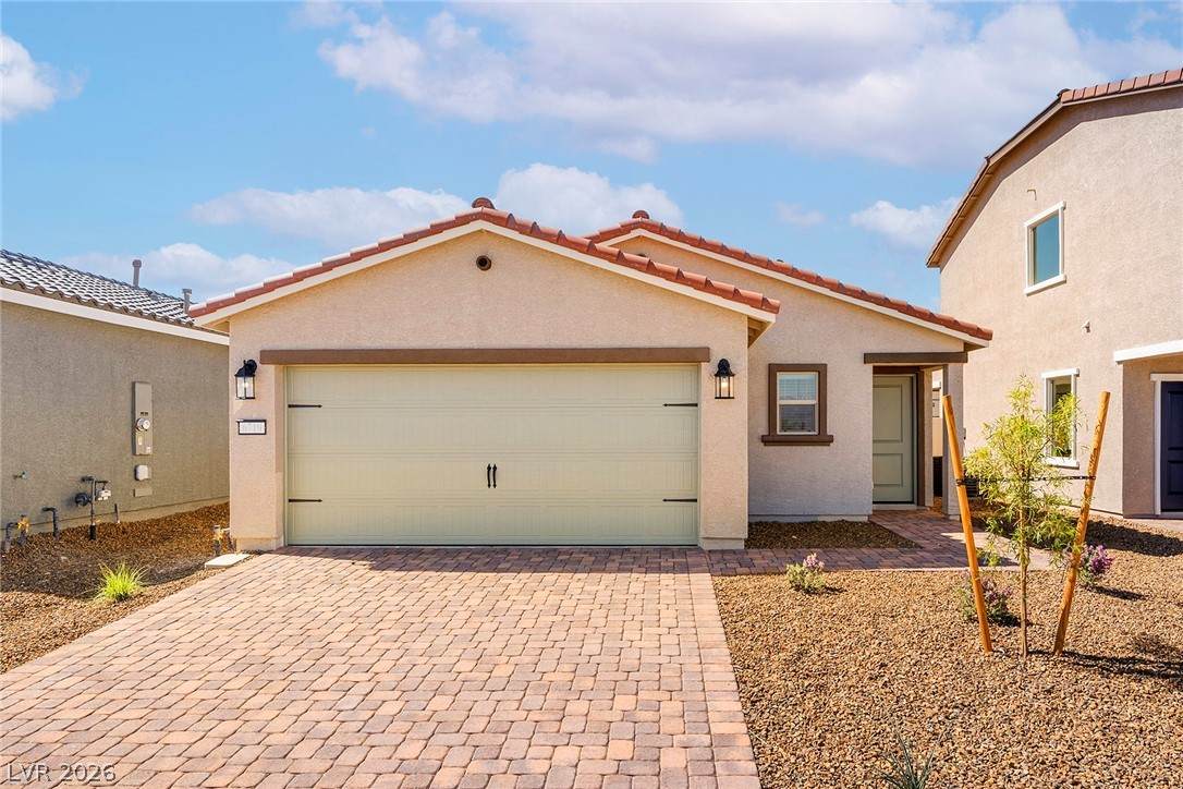 6760 Violet Cascade Avenue - Photo 1