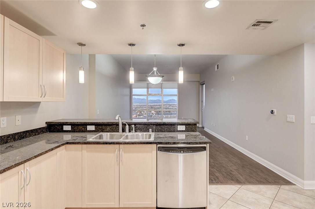150 Las Vegas Boulevard - Photo 1