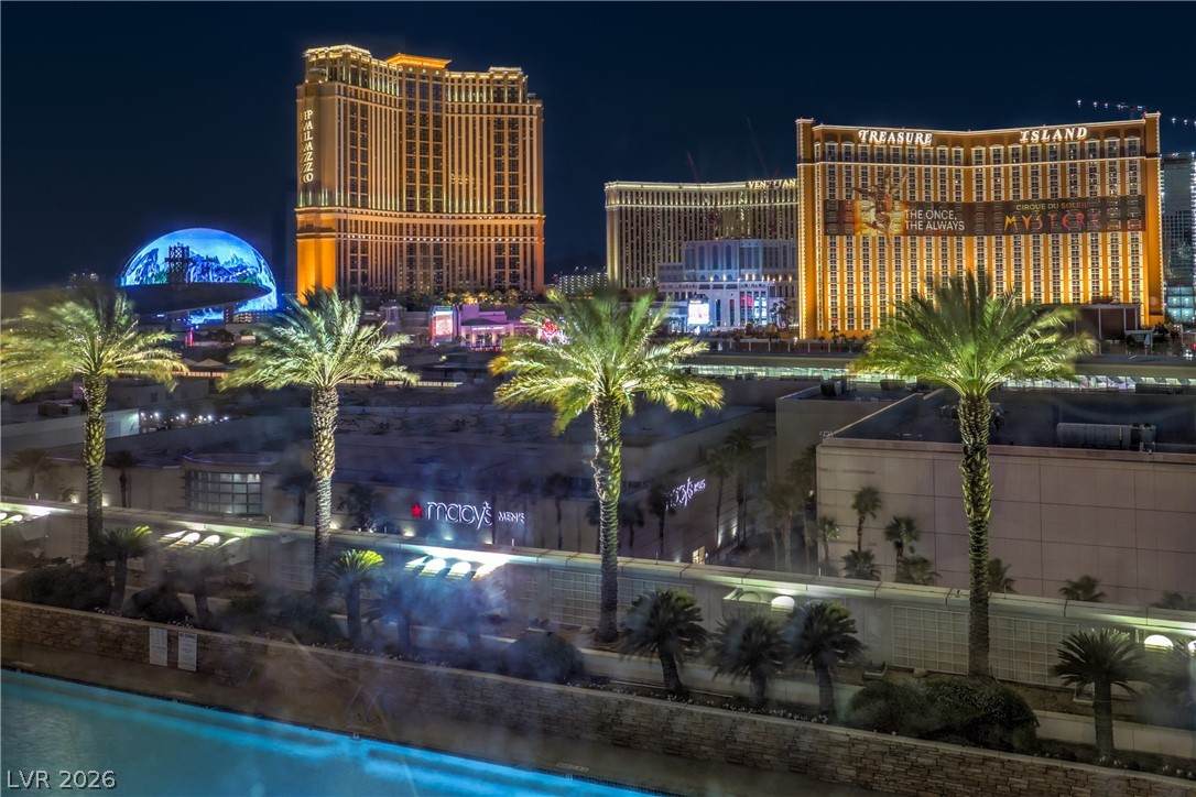 https://bt-photos.global.ssl.fastly.net/vegas/orig_boomver_2_2758115-2.jpg