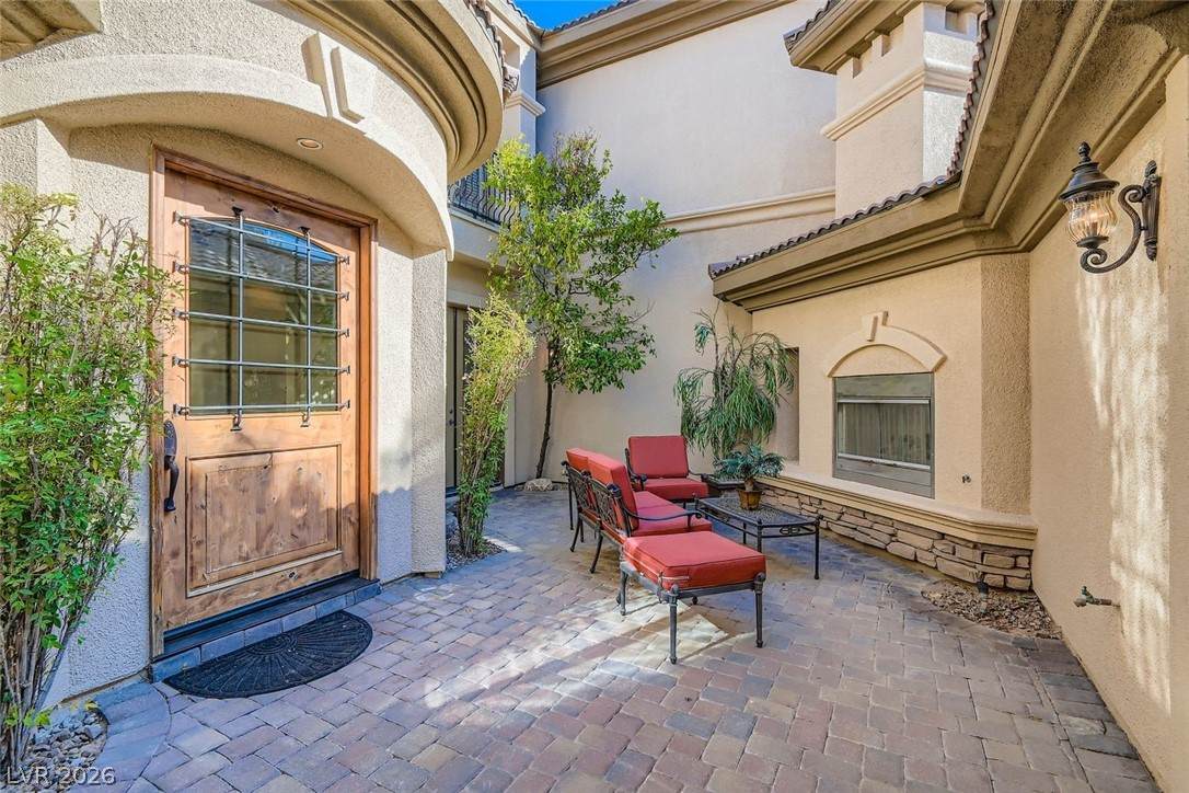 https://bt-photos.global.ssl.fastly.net/vegas/orig_boomver_2_2758879-2.jpg