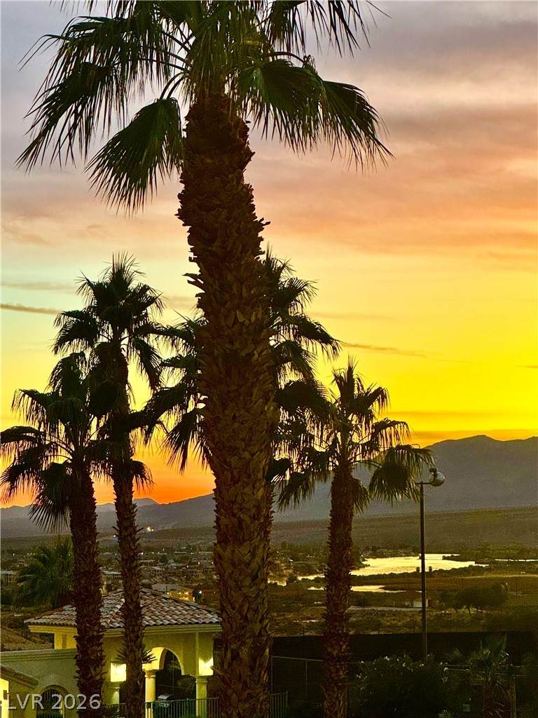 https://bt-photos.global.ssl.fastly.net/vegas/orig_boomver_2_2759645-2.jpg