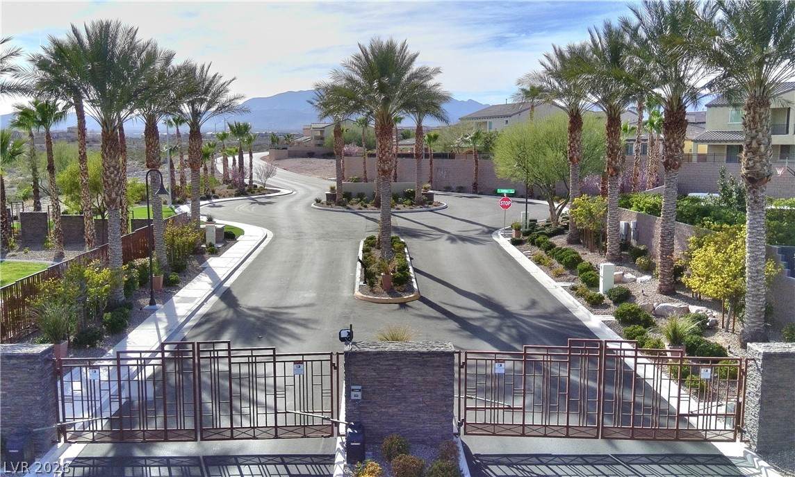 https://bt-photos.global.ssl.fastly.net/vegas/orig_boomver_2_2760142-2.jpg