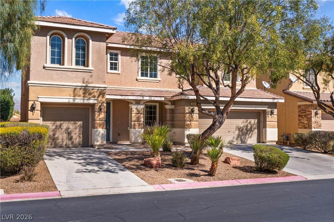 1008 Robust Avenue - Photo 1