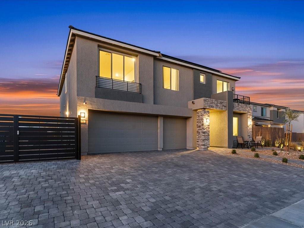 308 Cantiga Avenue - Photo 1