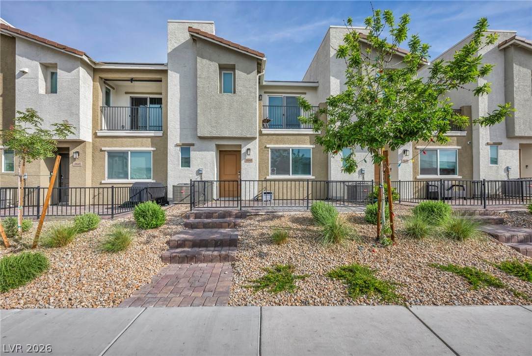 2645 Wimbledon White Court - Photo 1