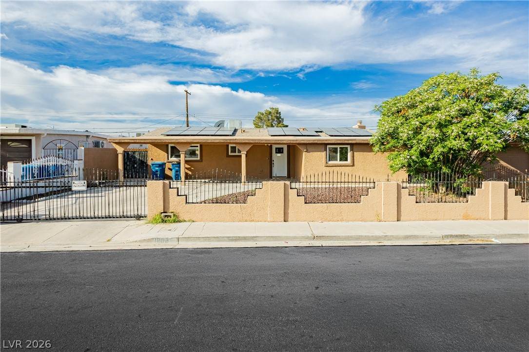 1808 Webb Avenue - Photo 1