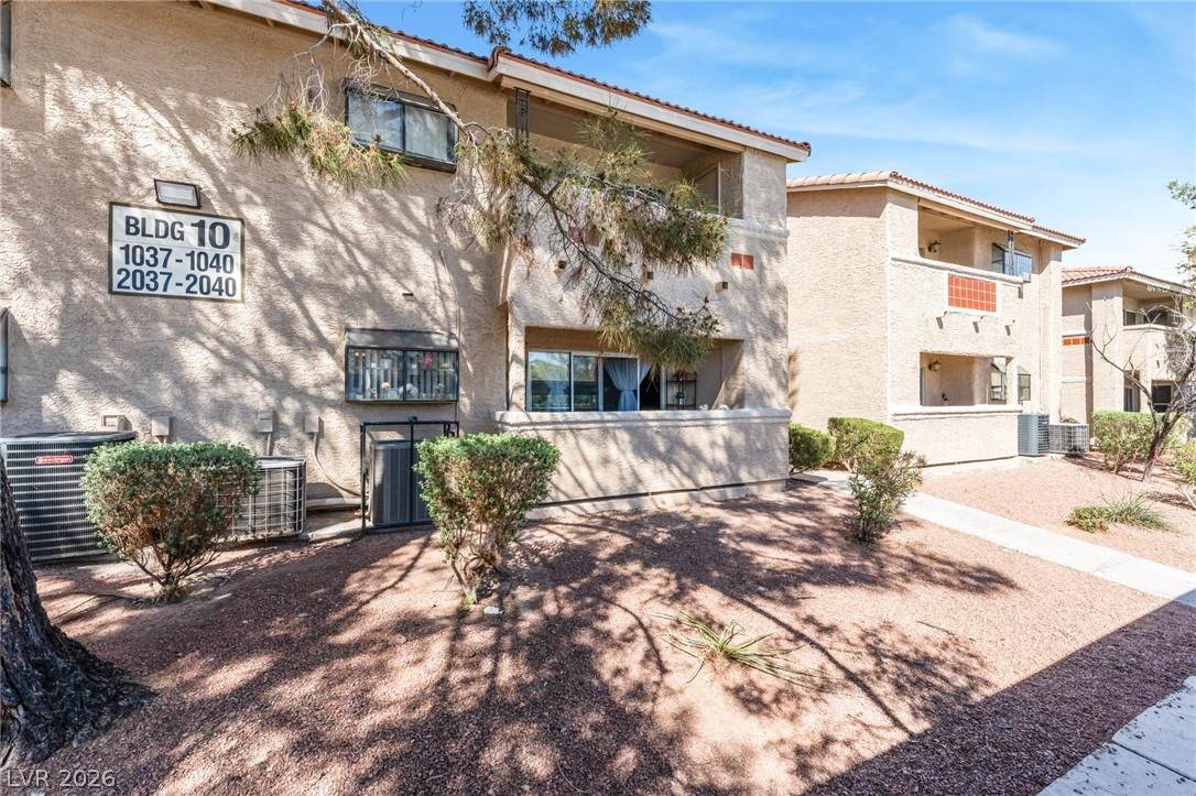7200 Pirates Cove Road - Photo 1