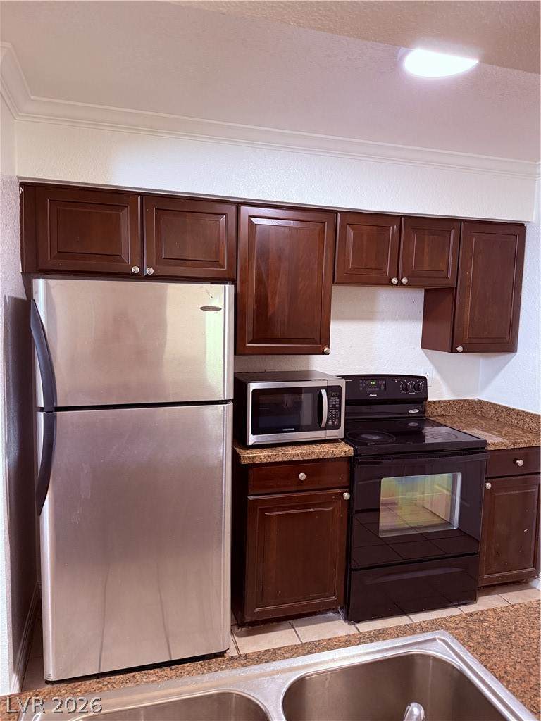 8101 Flamingo Road - Photo 1