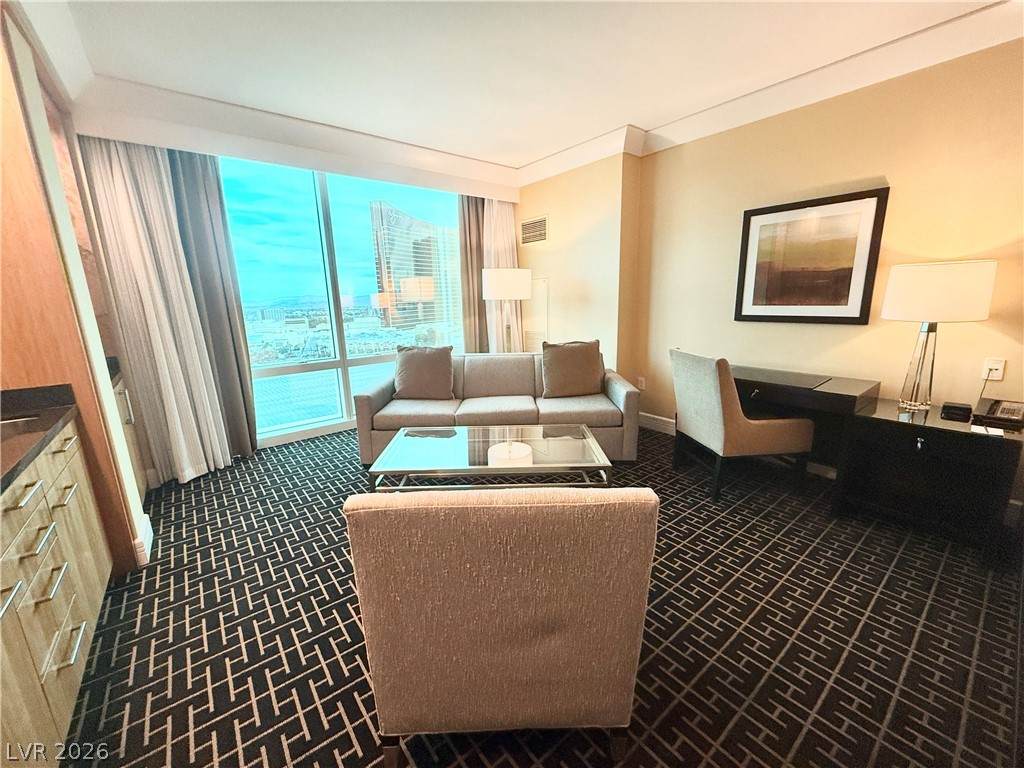 https://bt-photos.global.ssl.fastly.net/vegas/orig_boomver_2_2767715-2.jpg
