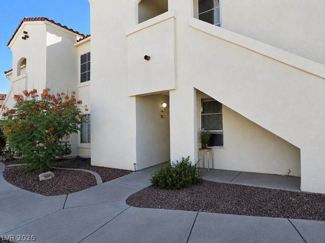 698 Racetrack Road - Photo 1