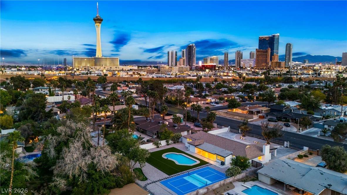 https://bt-photos.global.ssl.fastly.net/vegas/orig_boomver_2_2775535-2.jpg