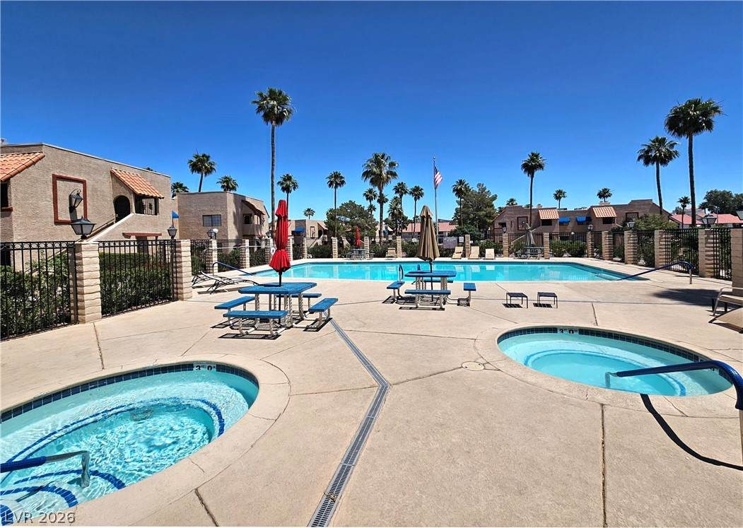 https://bt-photos.global.ssl.fastly.net/vegas/orig_boomver_2_2781128-2.jpg
