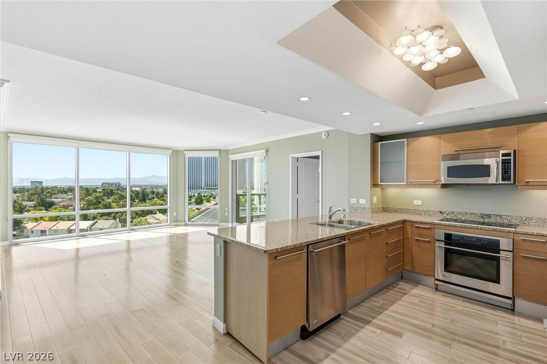 322 Karen Avenue - Photo 1