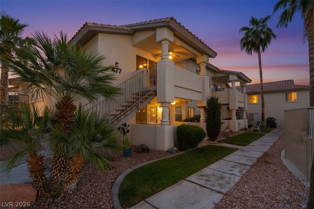 477 Mesa Boulevard - Photo 1