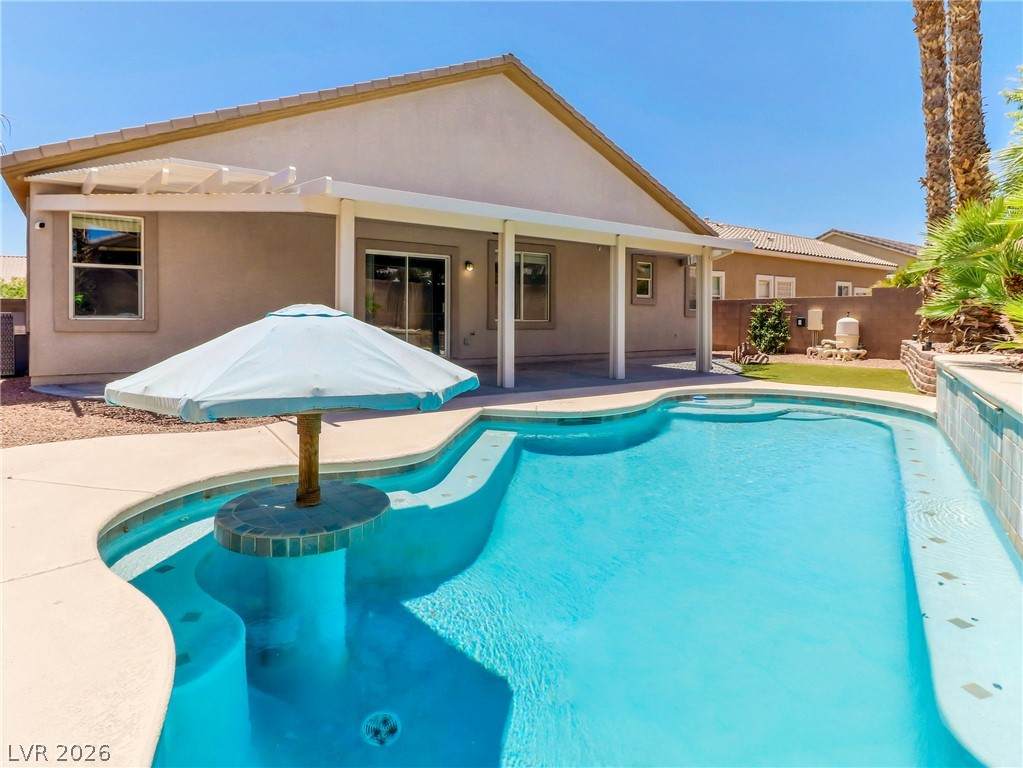716 Fiesta Del Rey Avenue - Photo 1