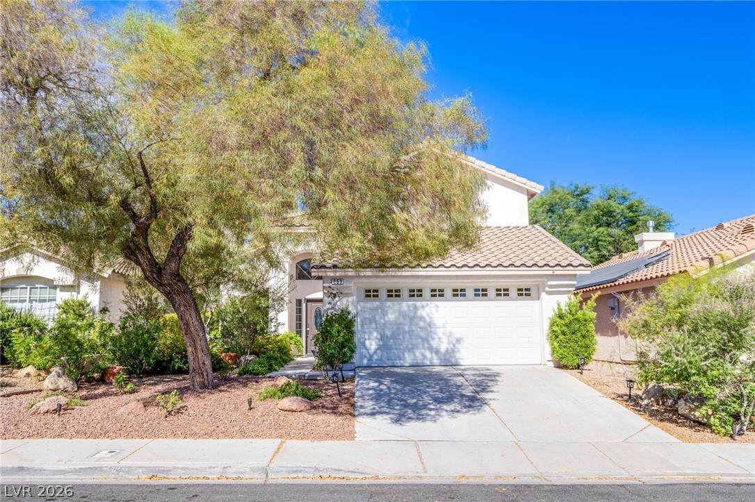 253 Camelback Ridge Avenue - Photo 1